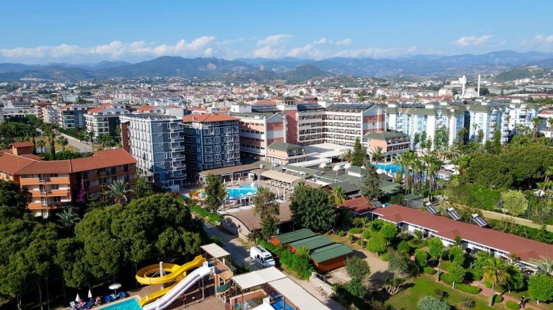 Alanya utazás Clover Magic Garden Beach