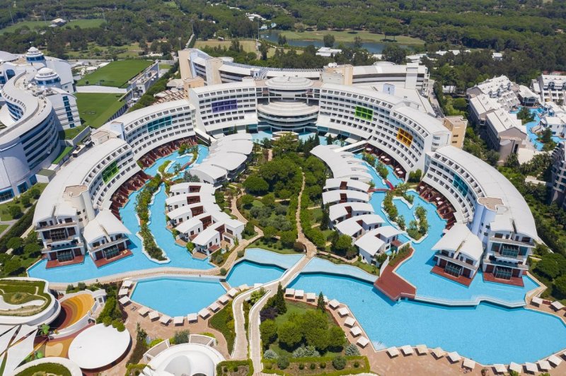 Belek utazás Cornelia Diamond Golf Resort & Spa