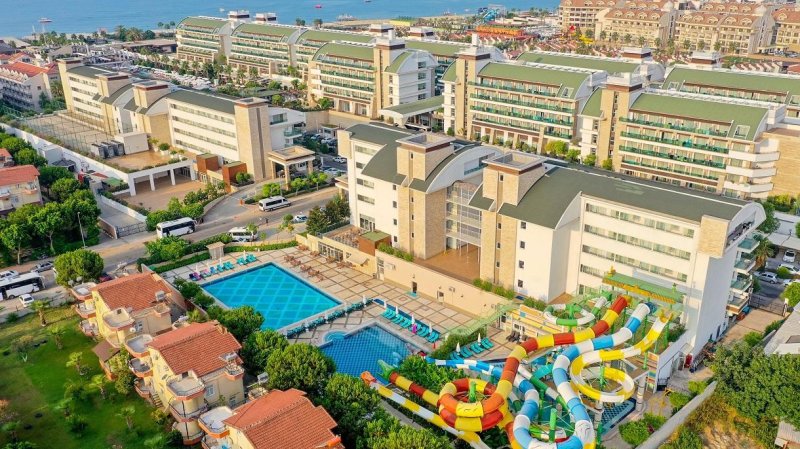 Belek utazás Crystal Waterworld Resort & Spa