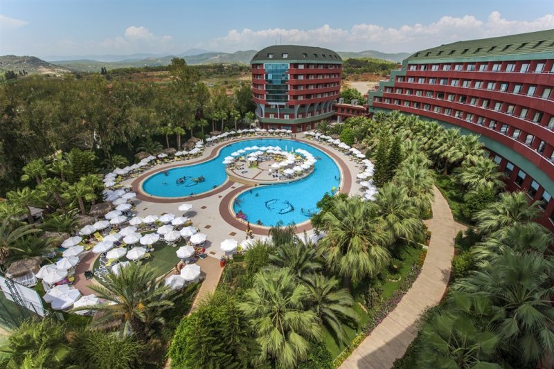 Alanya utazás Delphin Deluxe Hotel