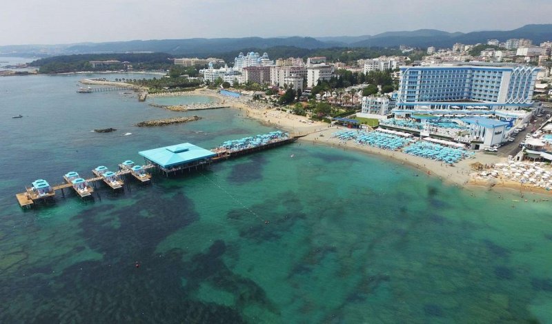 Alanya utazás Granada Luxury Beach