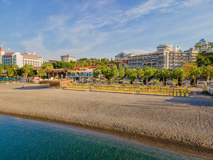 Alanya utazás Justiniano Deluxe Resort