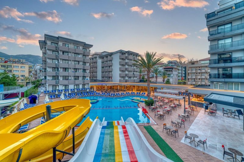 Alanya utazás Kahya Hotel