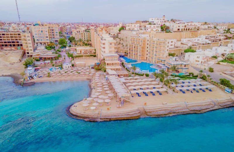 Hurghada utazás Kingtut Aqua Park Beach Resort