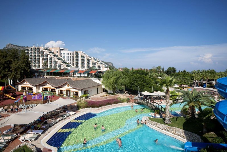 Kemer utazás Limak Limra Hotel & Resort