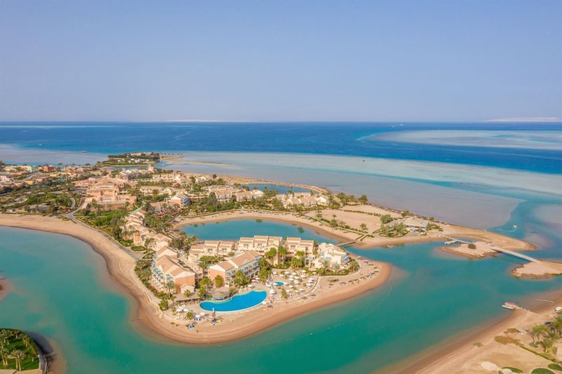 Hurghada utazás Movenpick Resort & Spa