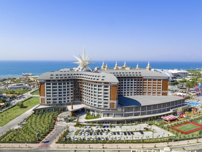 Antalya utazás Royal Seginus Hotel