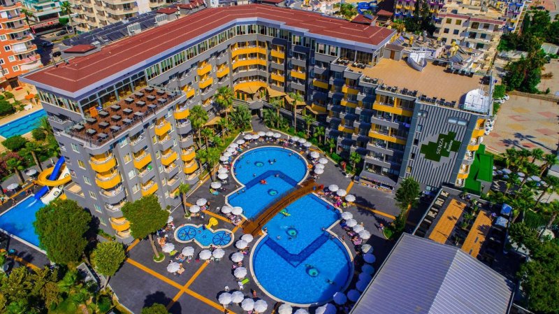 Alanya utazás Senza Hotels Grand Santana