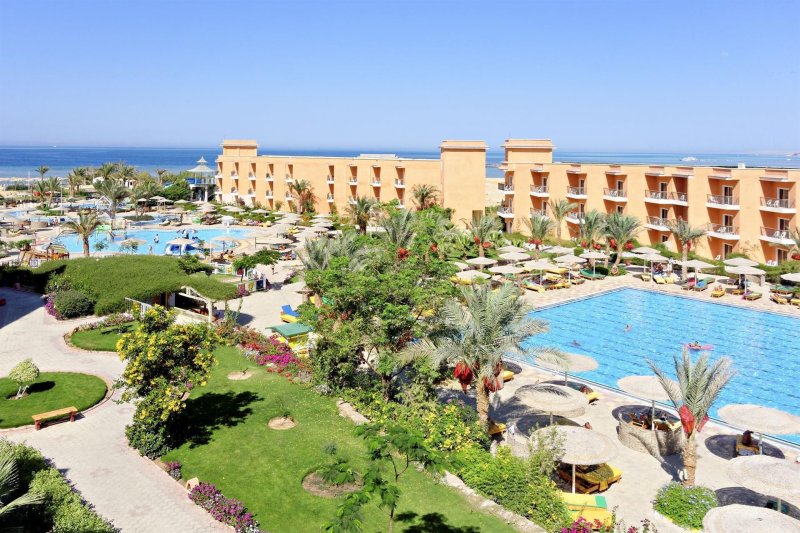 Hurghada utazás The Three Corners Sunny Beach Resort