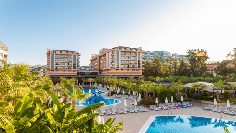 Alanya utazás Dizalya Palm Garden Hotel