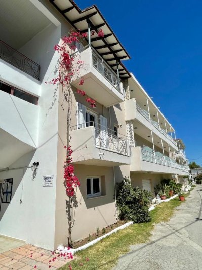 Lefkada-sziget utazás Gardenia apartmanház