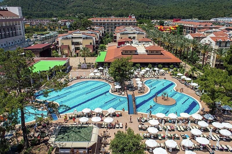 Kemer utazás Crystal Aura Beach Resort 