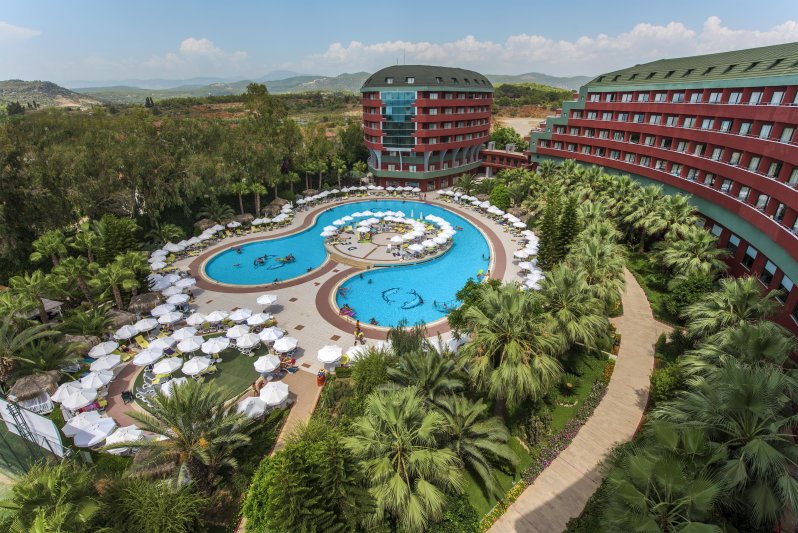 Alanya utazás Delphin Deluxe