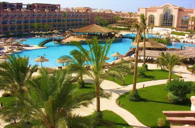 Hurghada utazás Pyramisa Beach Resort Sahl Hasheesh