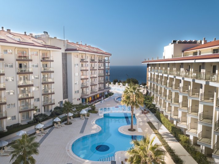 Kusadasi utazás Ramada Hotel & Suites Kusadasi