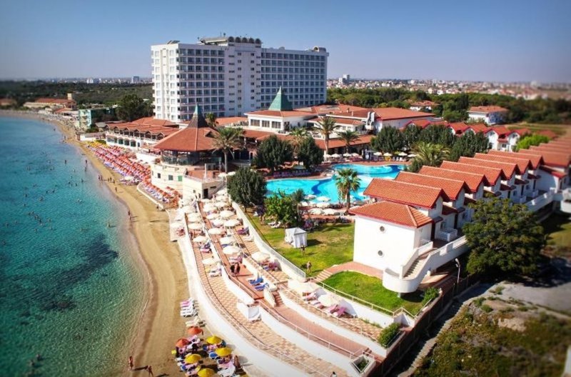 Észak-Ciprus utazás Salamis Bay Conti Resort