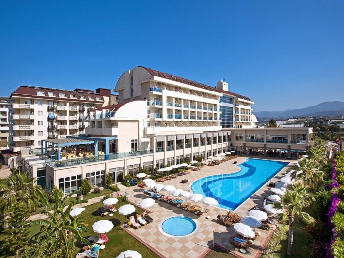 Alanya utazás Titan Select Hotel