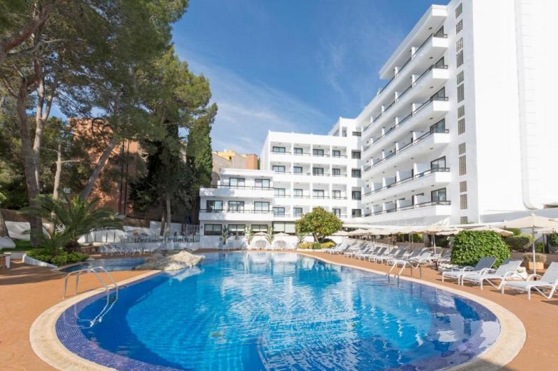 Mallorca Paguera utazás Hotel Palmira Paguera & Suites