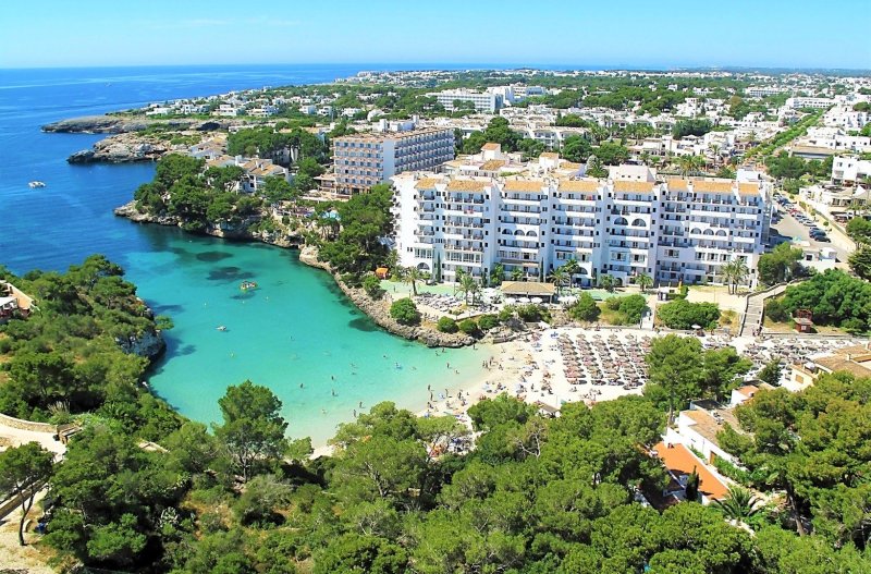 Mallorca Cala DOr utazás Hotel Barcelo Aguamarina