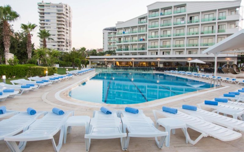 Antalya utazás Falcon Hotel