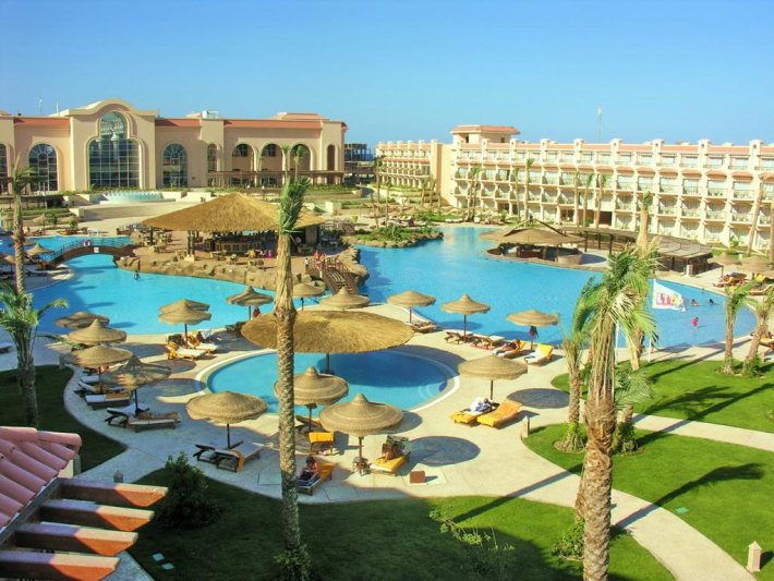 Hurghada utazás Pyramisa Beach Resort Sahl Hasheesh