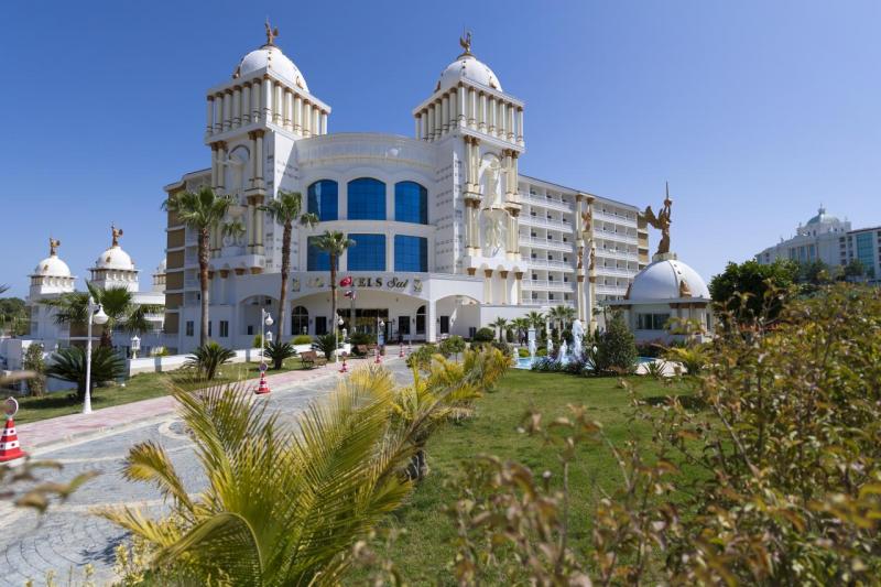 Alanya utazás Oz Hotels Sui Resort