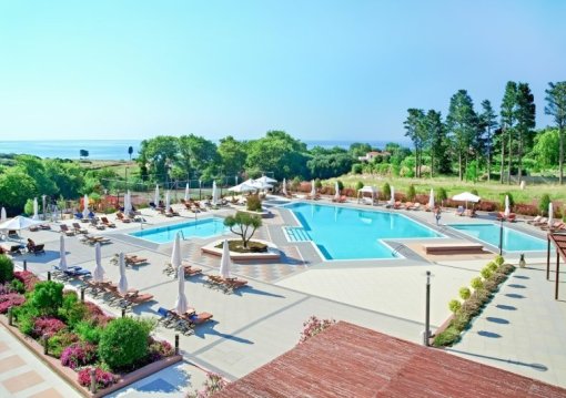 Utopia Resort & Spa 4*