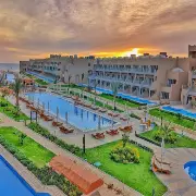 Diamond Beach By Pearl Resorts 5*